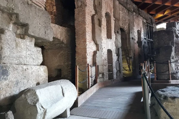 Colosseum Underground Guided Tour + Roman Forum
